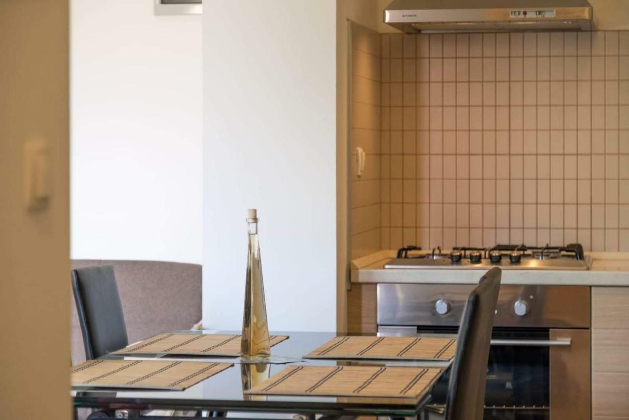 Apartmani Vinko Tribunj-Sovlje Tribalj エクステリア 写真